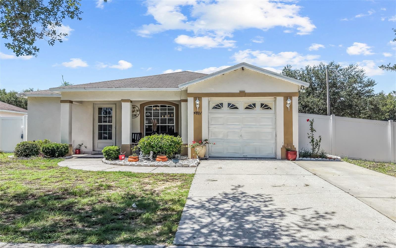 4801 Rock Fish Court — photo