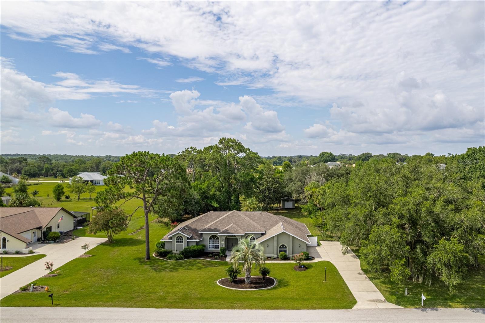 1154 E TRIPLE CROWN LOOP, HERNANDO, FL 34442 — photo 2