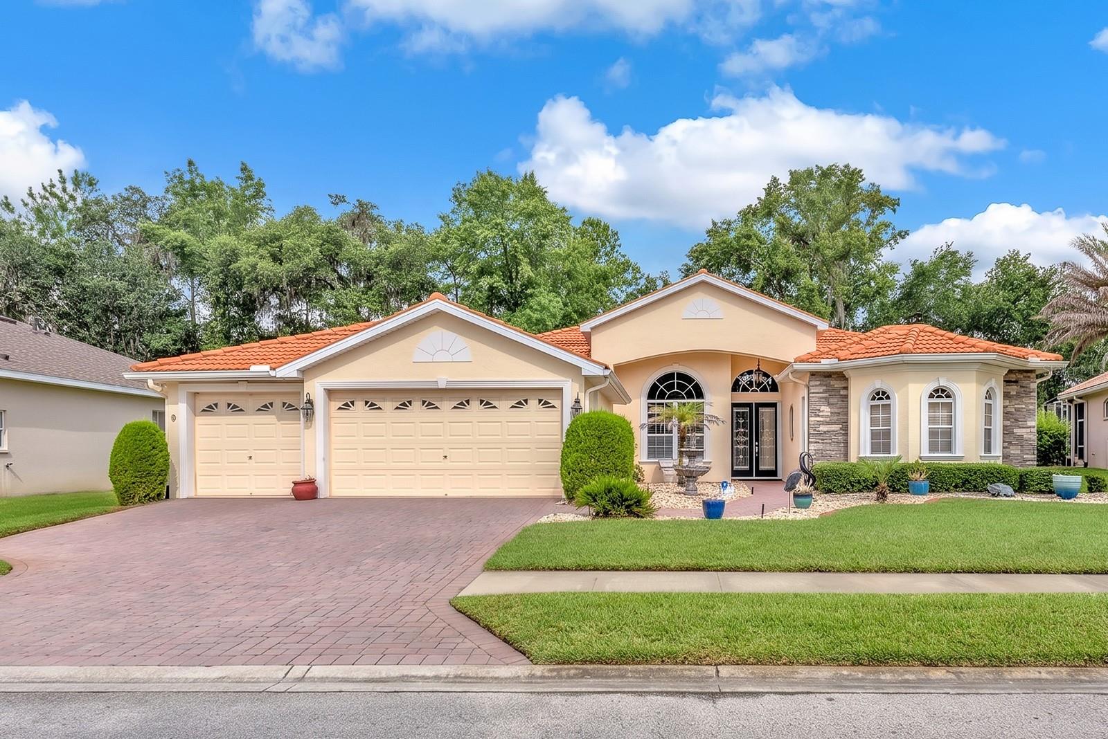5151 Delacroix Drive — photo