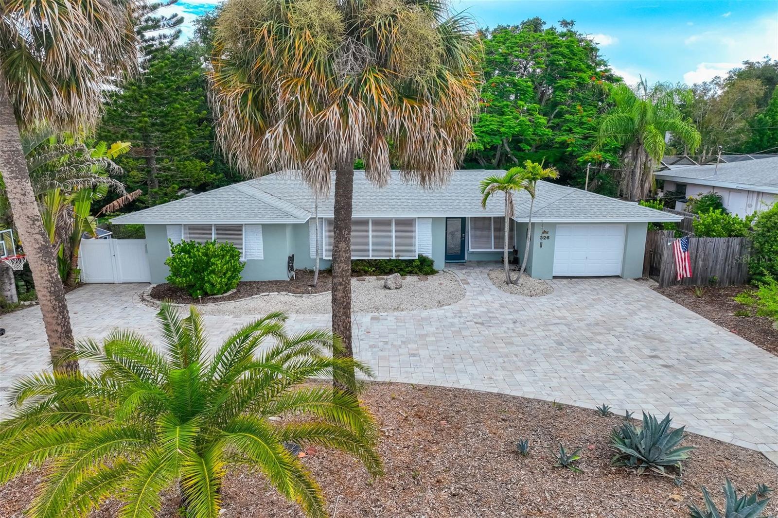 326 Mehlenbacher Road — photo