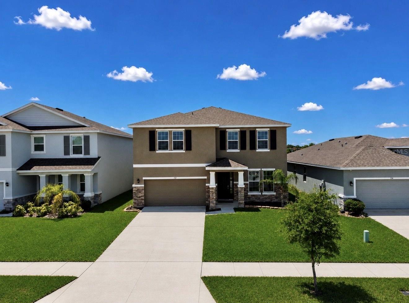 172 Mangrove Manor Drive — photo