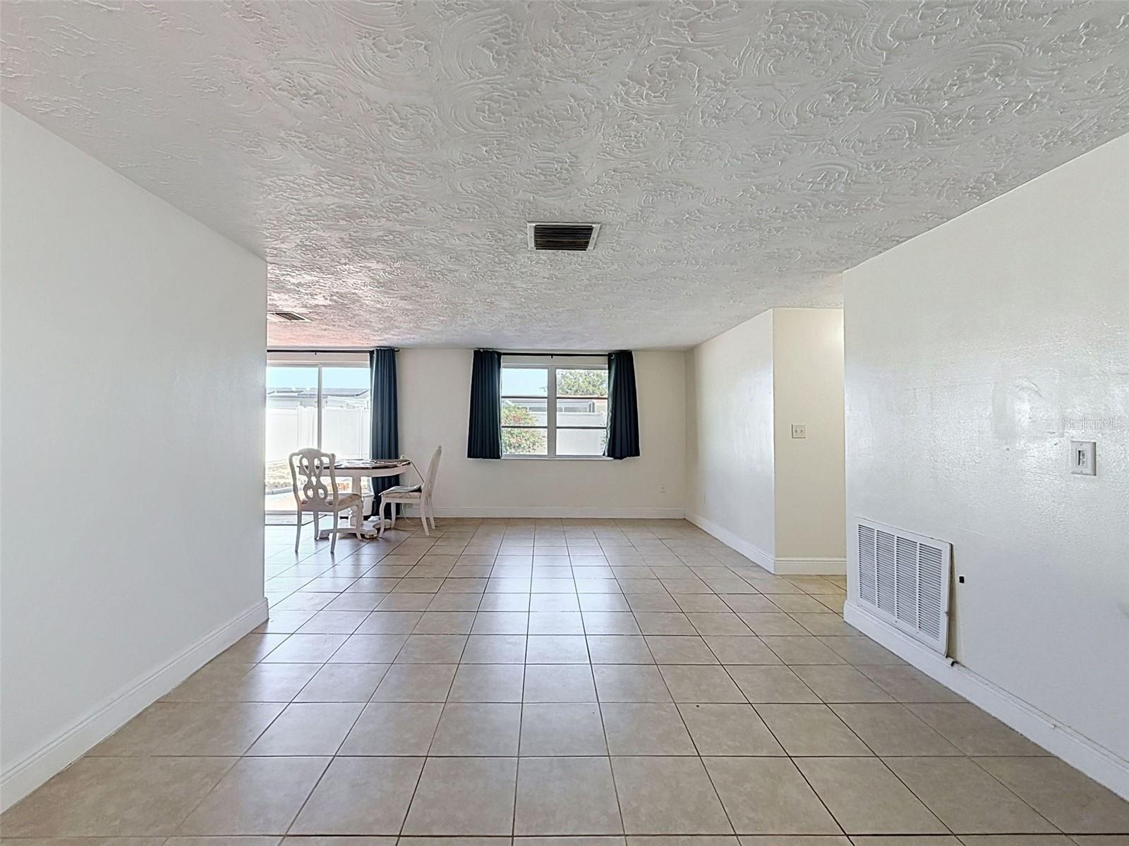 Home in HOLIDAY, FL 34691 — photo 3