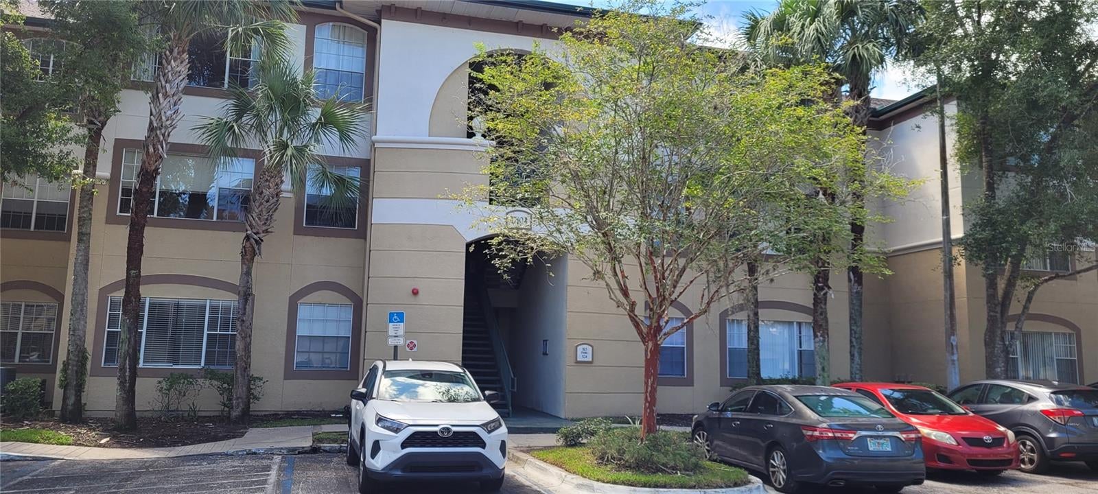 17104 Carrington Park Drive 513 — photo