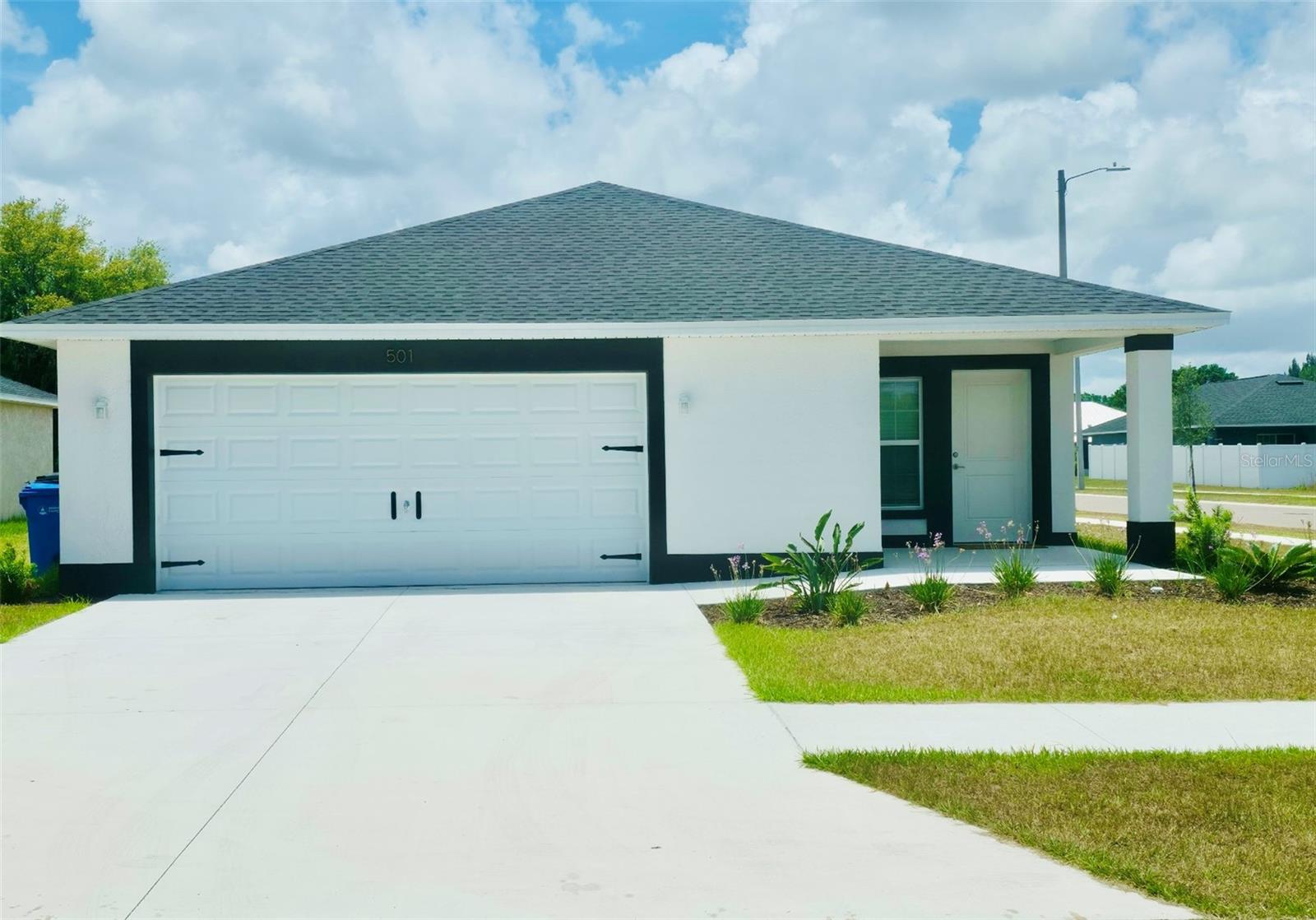 502 Sunset Bayou Lane — photo