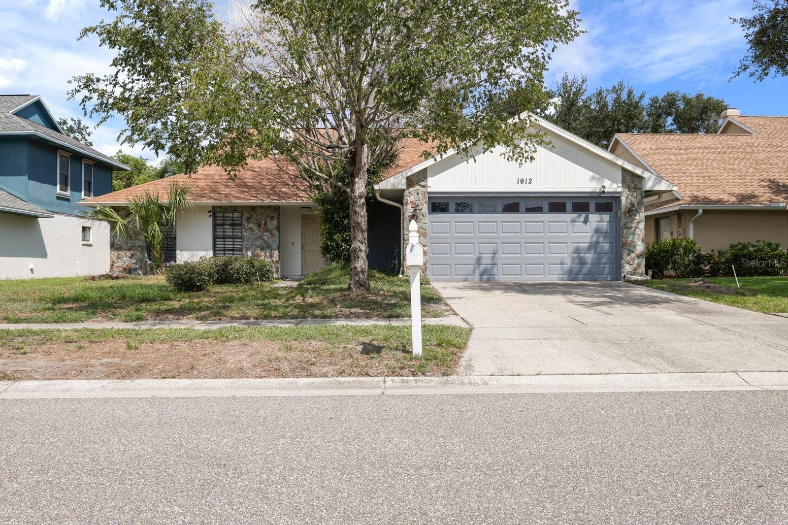1912 Firethorn Court — photo