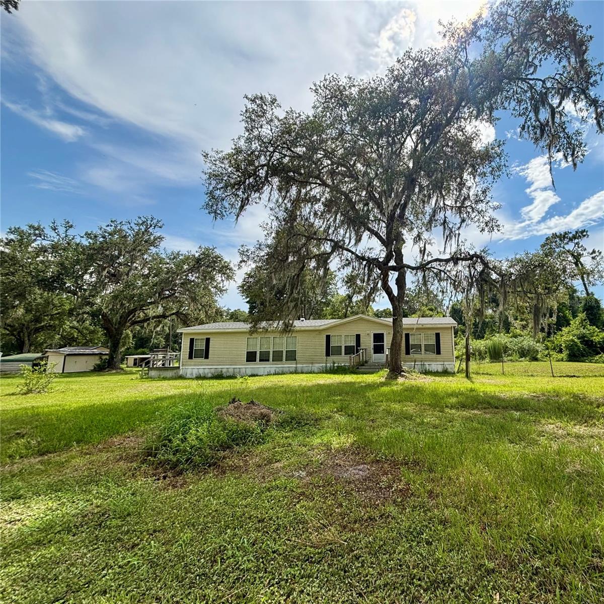 Home in WEBSTER, FL 33597 — photo 3
