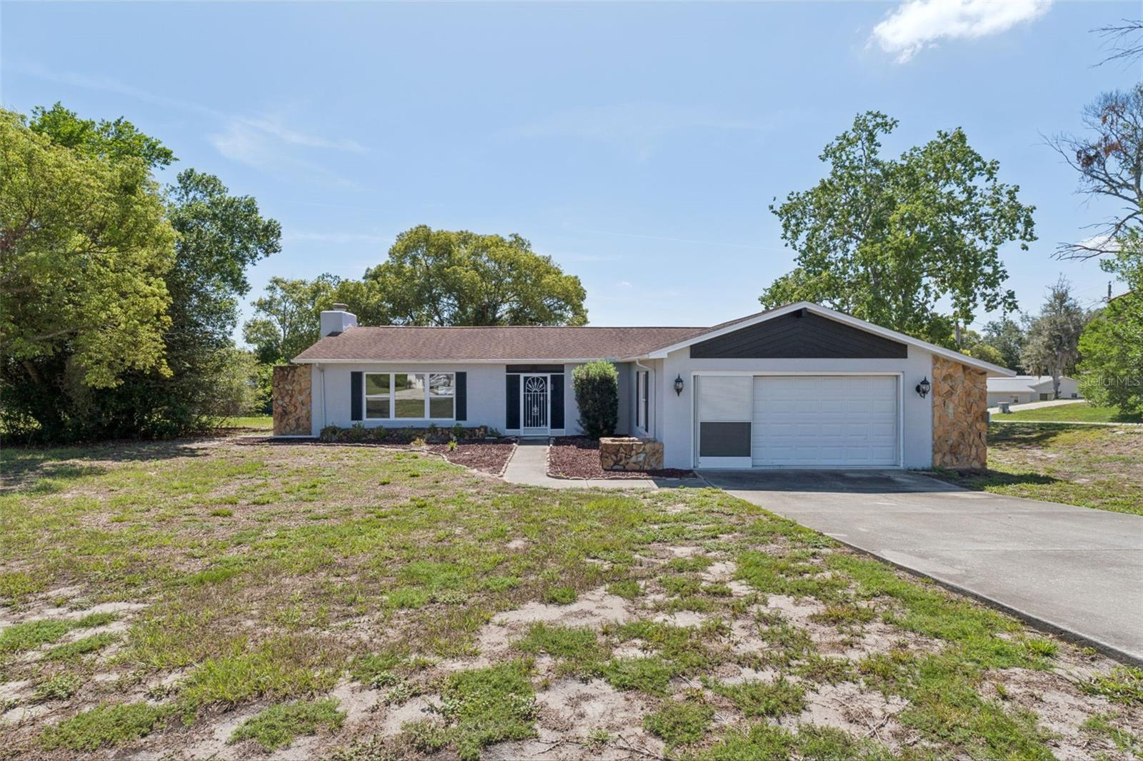 10200 Sunburst Court — photo