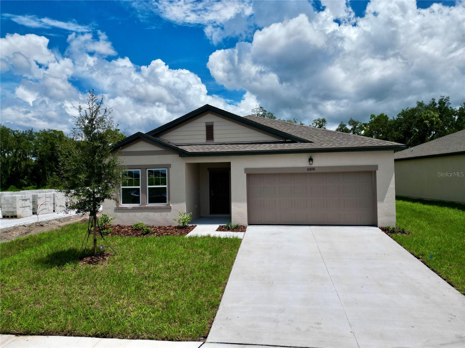 10858 Curving Creek Loop — photo
