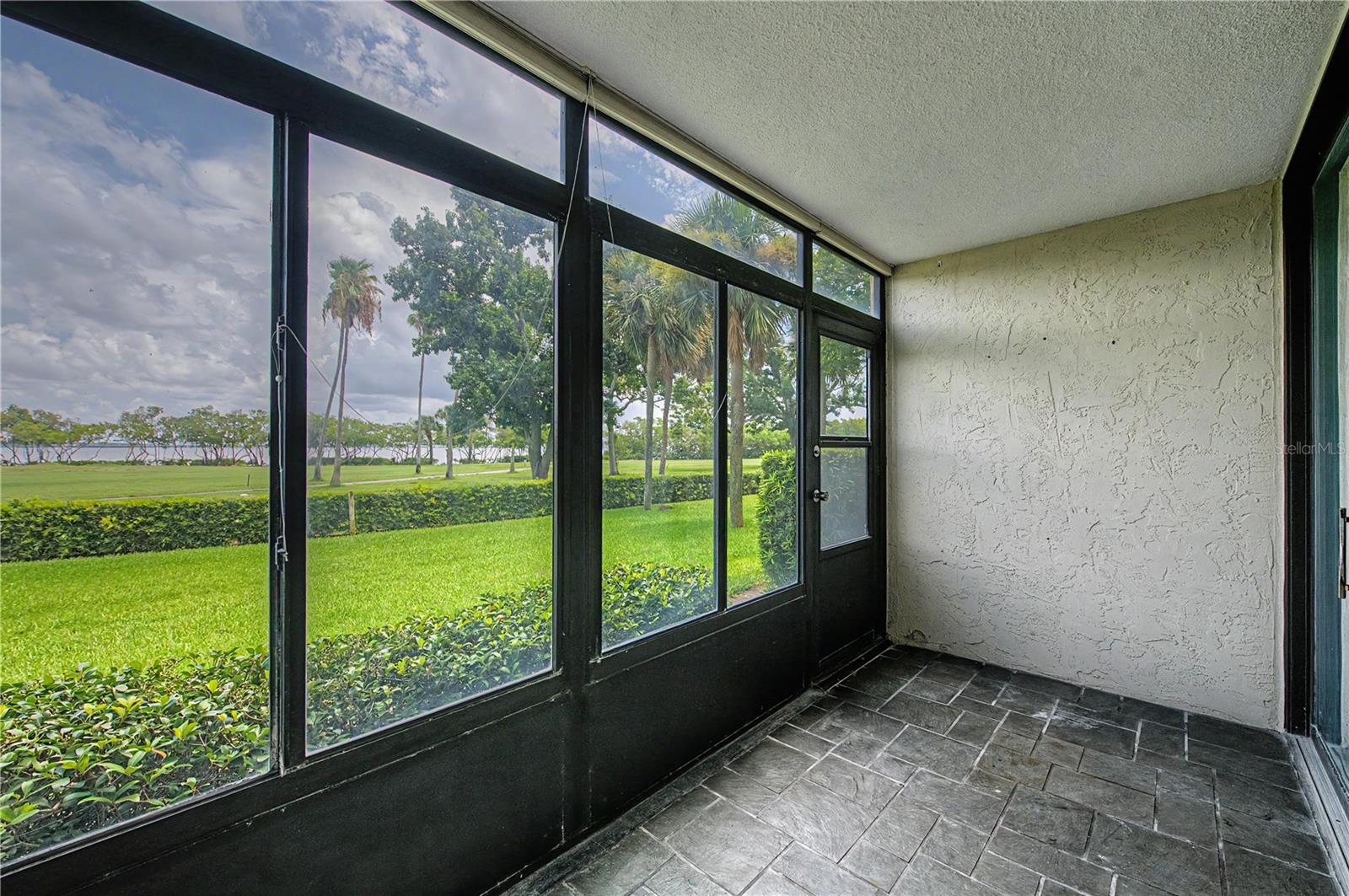 2618 Cove Cay Drive 109 — photo