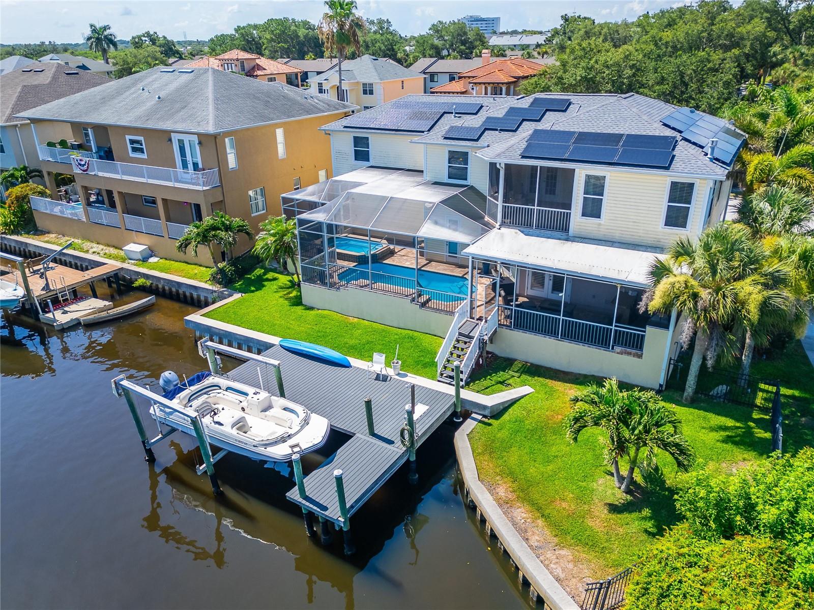 339 Manatee Lane — photo
