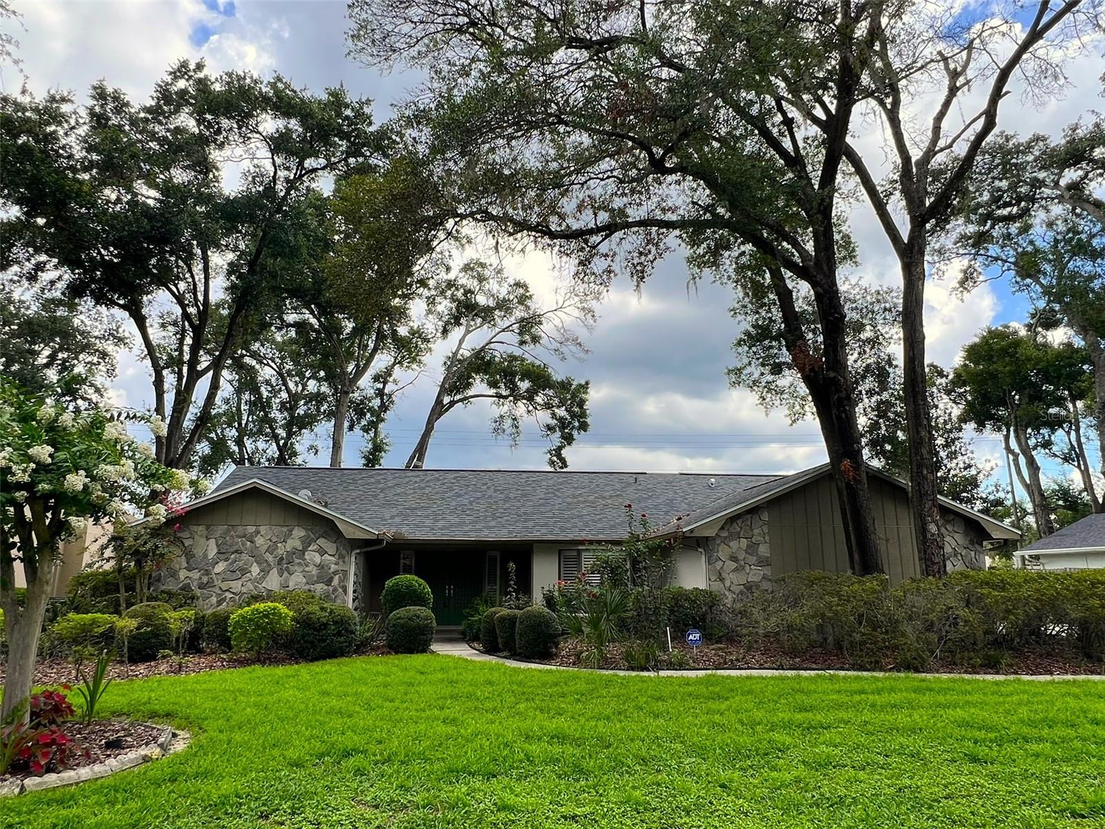 6328 N Queensway Drive — photo