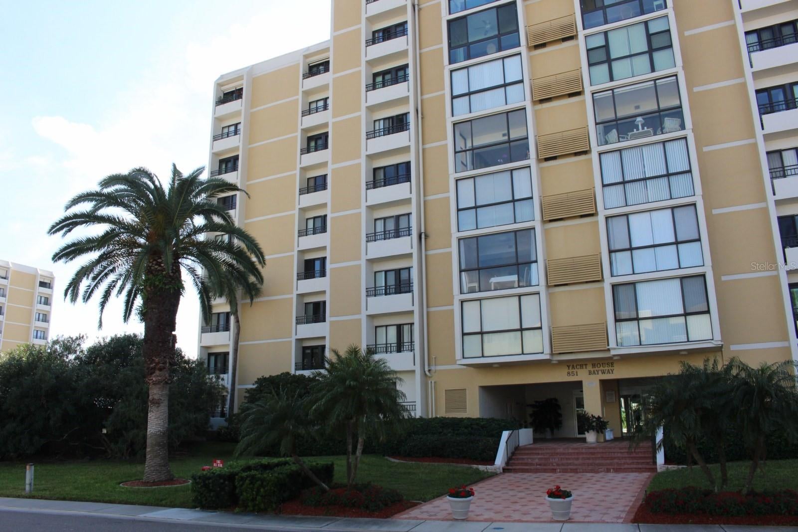 851 Bayway Boulevard 101 — photo