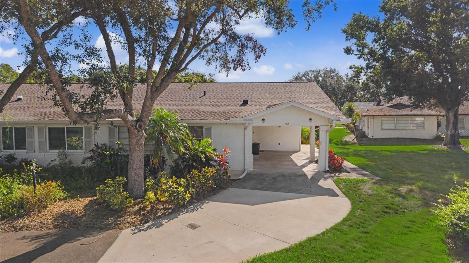 1905 Hanson Court 305 — photo