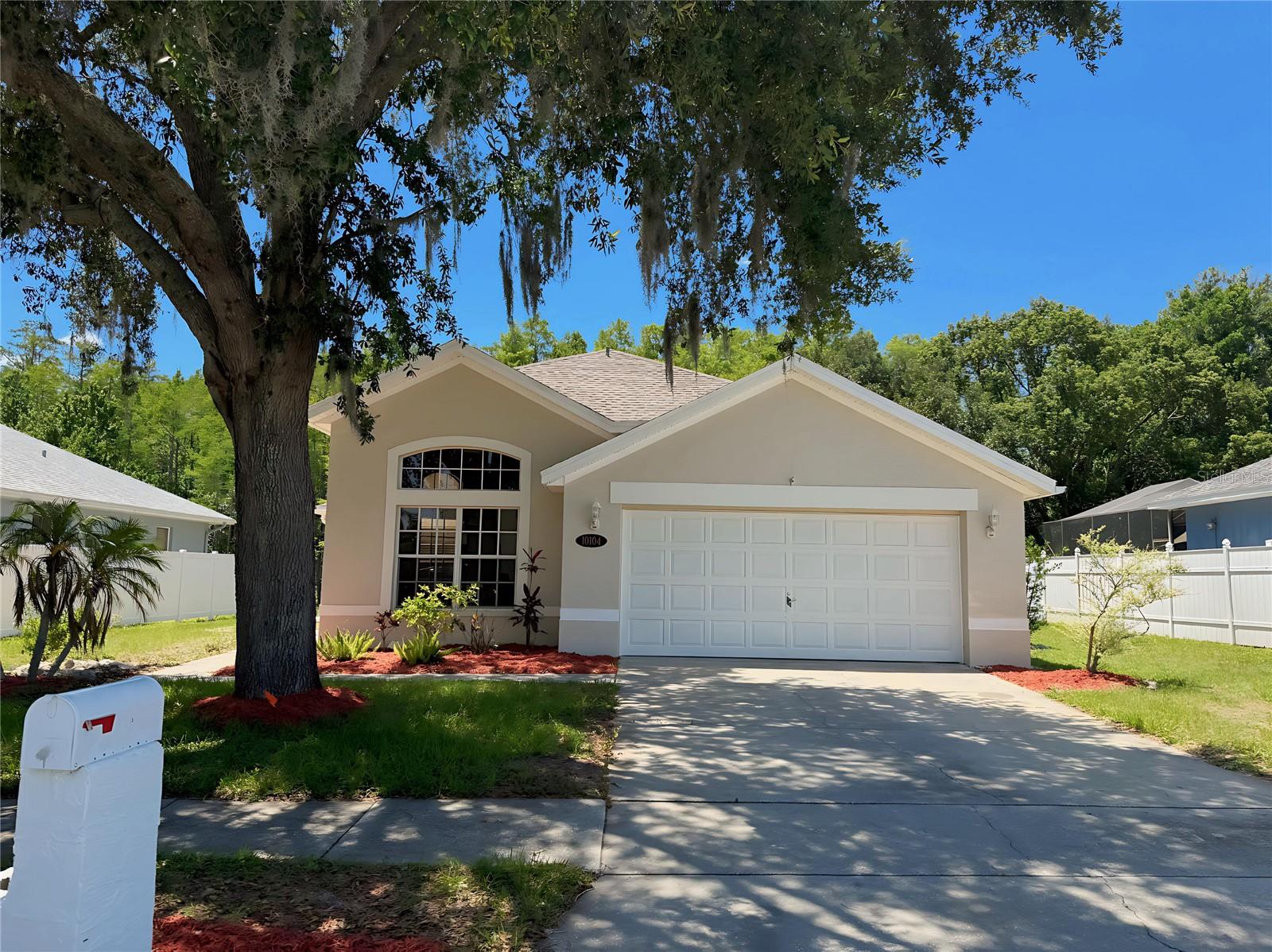 10104 Beefmaster Court — photo