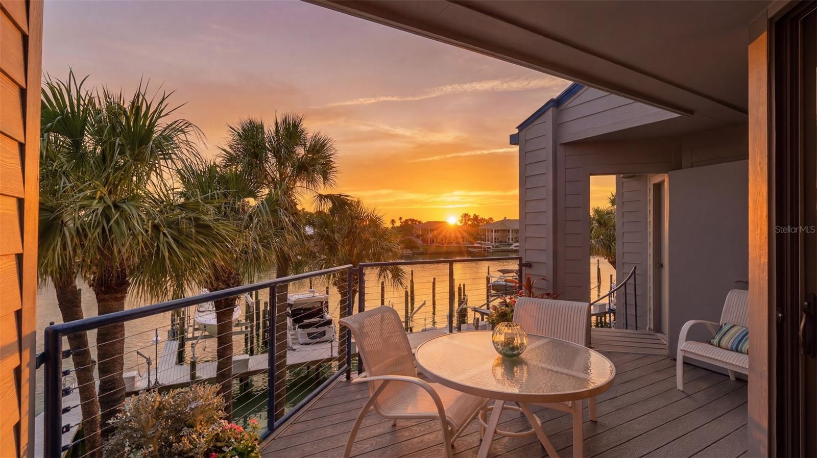 910 Pinellas Bayway S 201 — photo