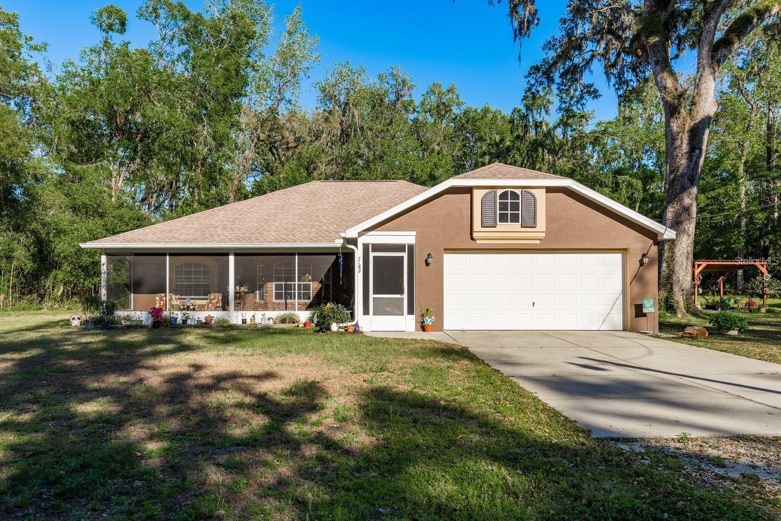7182 Griffin Road — photo