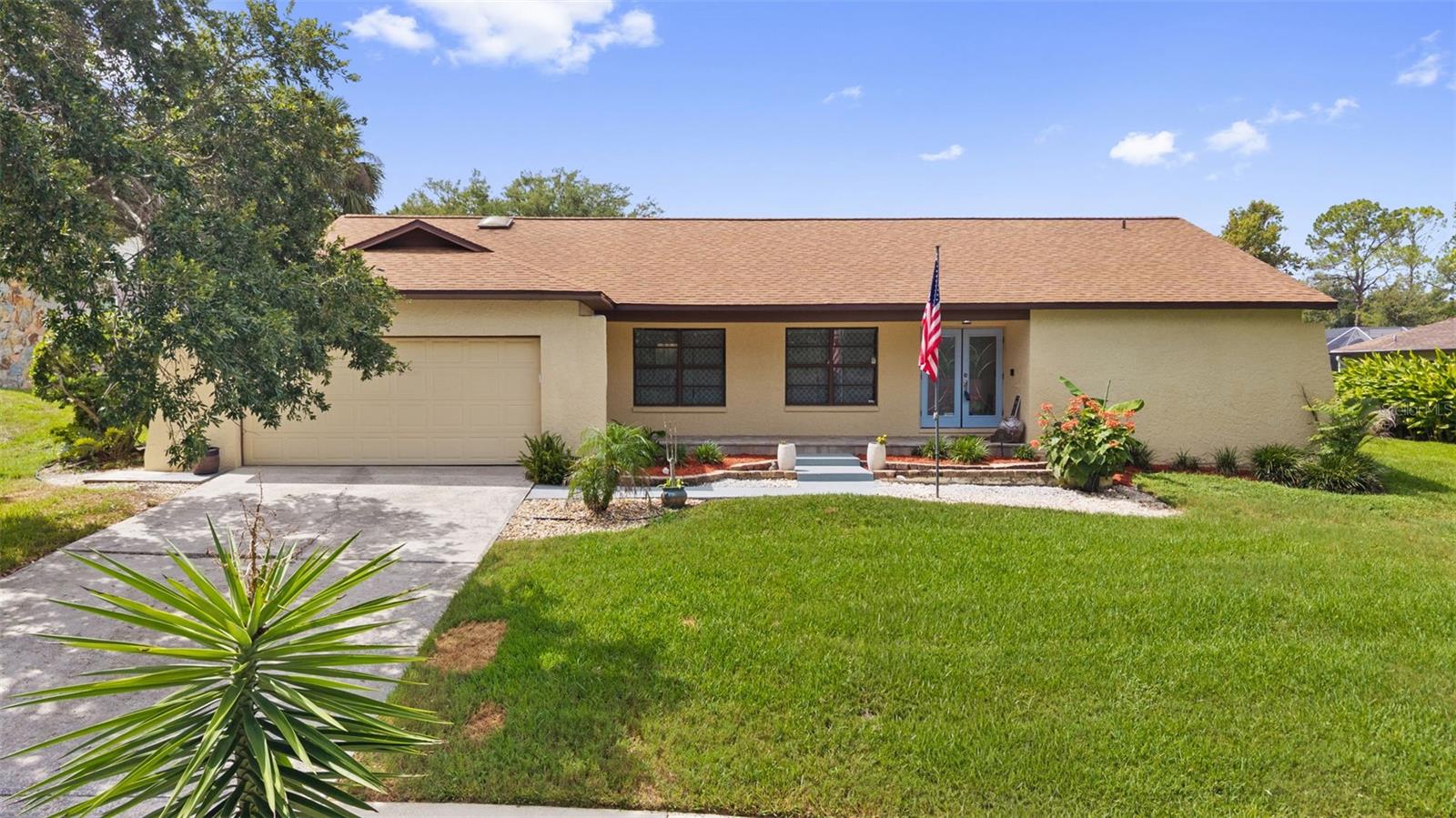 2311 Long Green Court — photo
