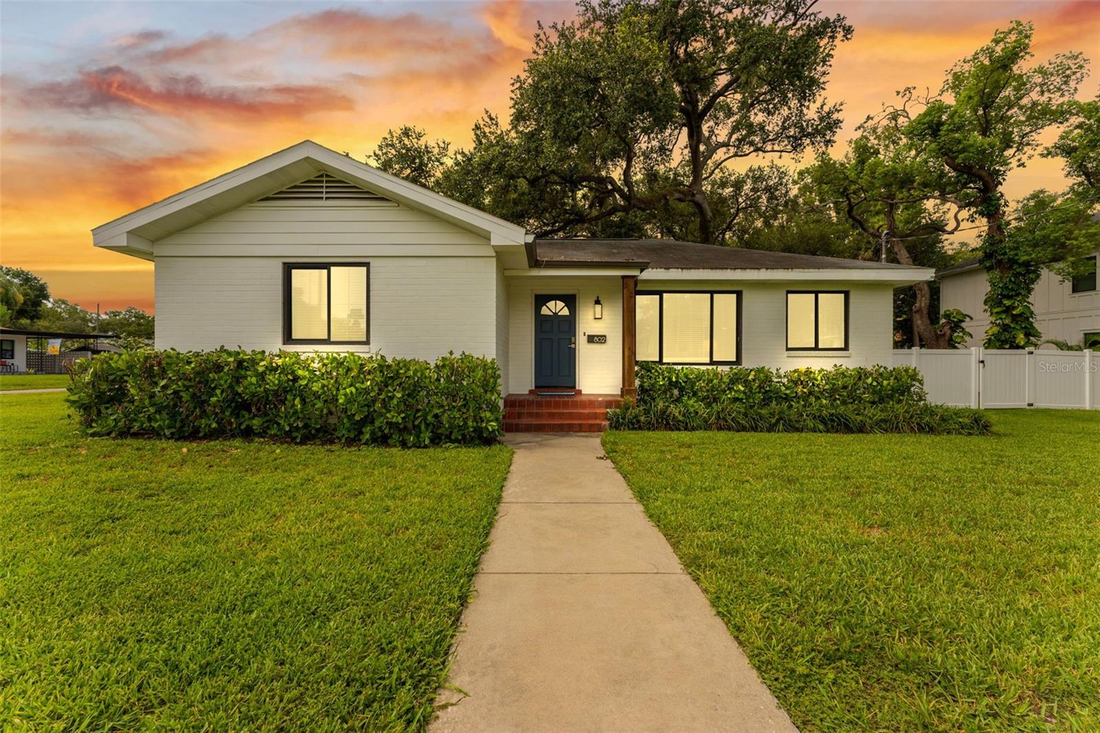 802 W Coral Street — photo