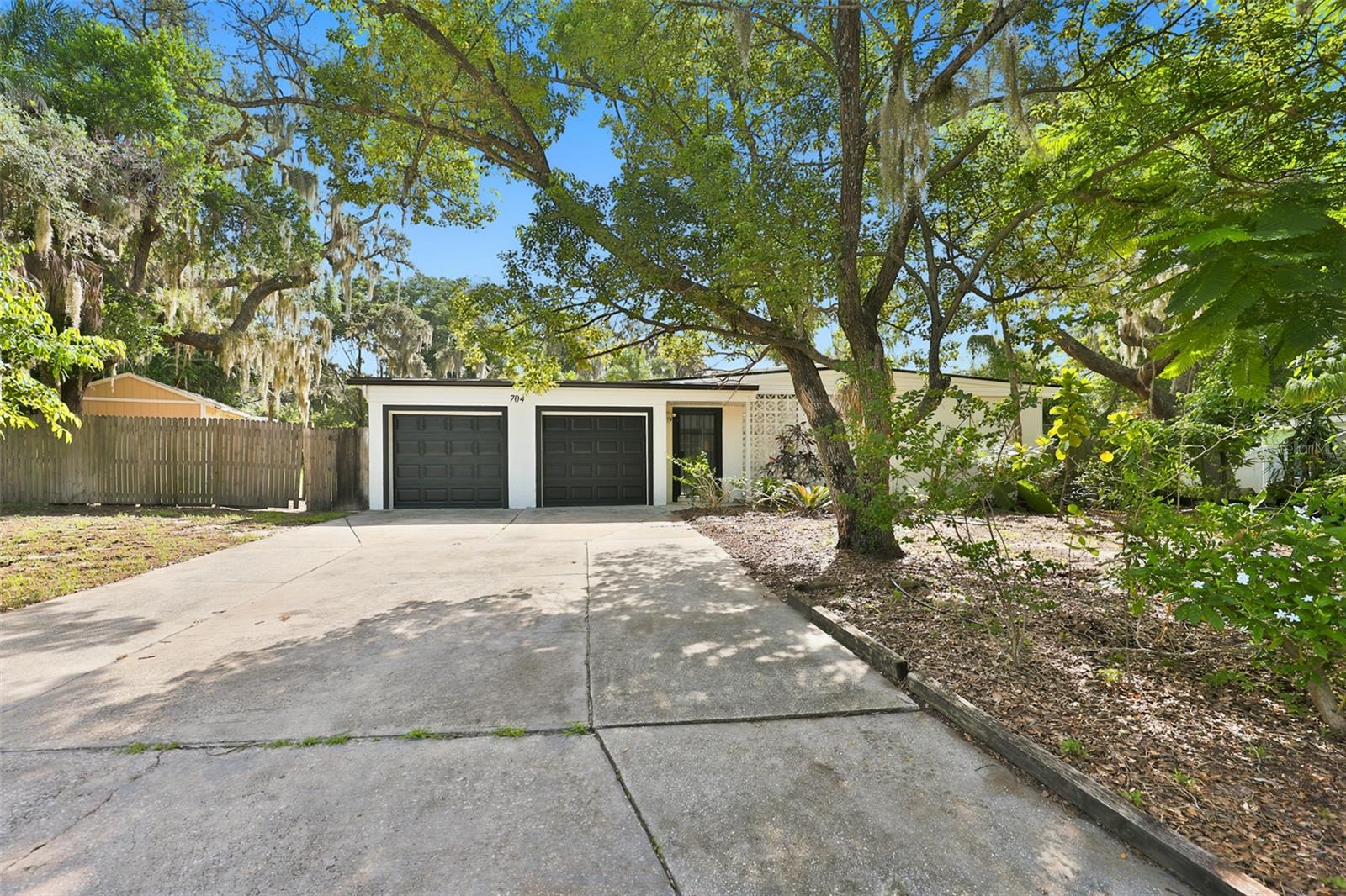 704 E River Drive — photo