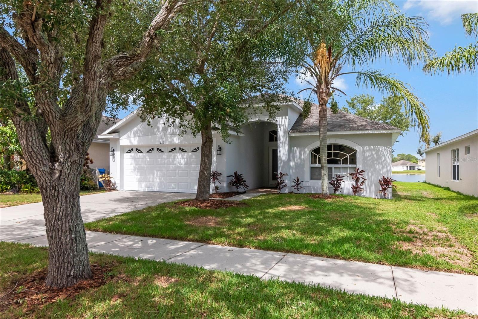 2313 Lawrence Hall Street — photo