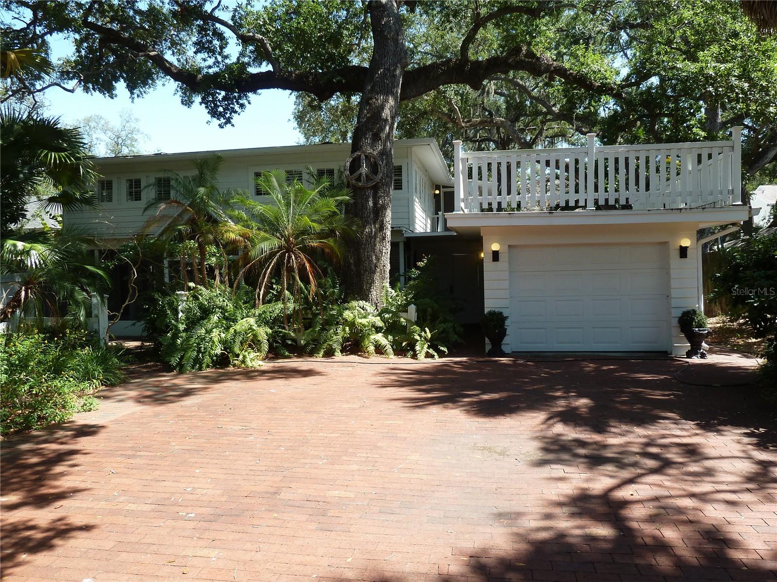 3302 W Villa Rosa Street — photo