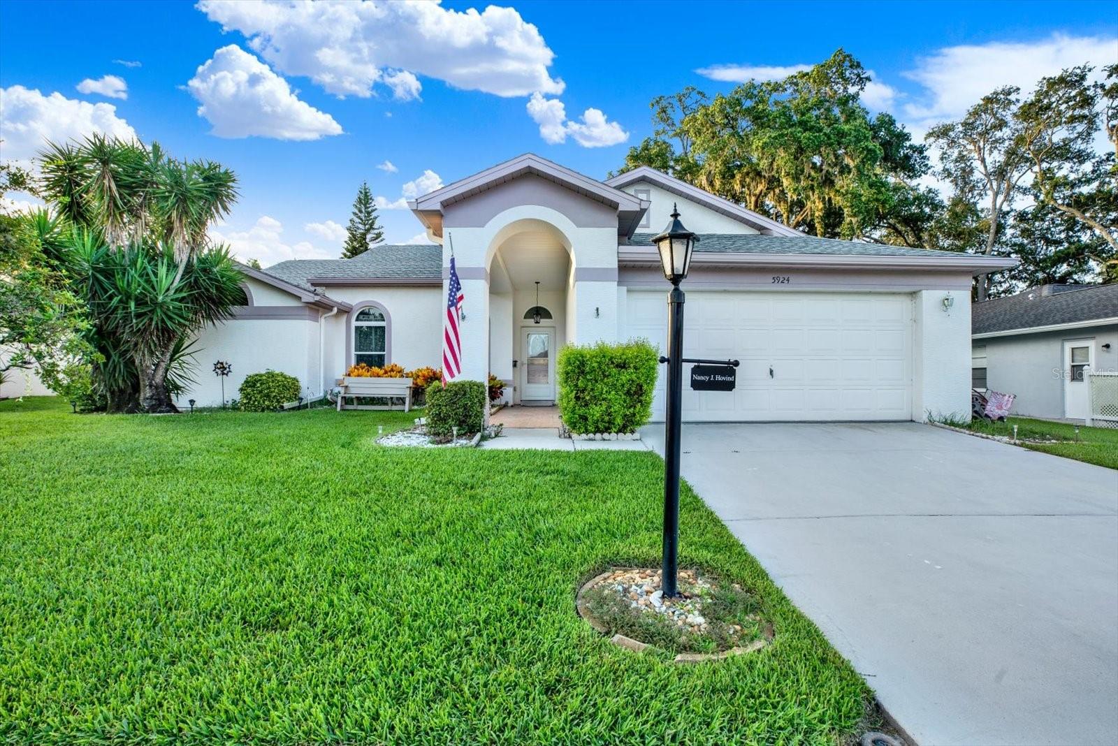 5924 Willow Creek Court — photo