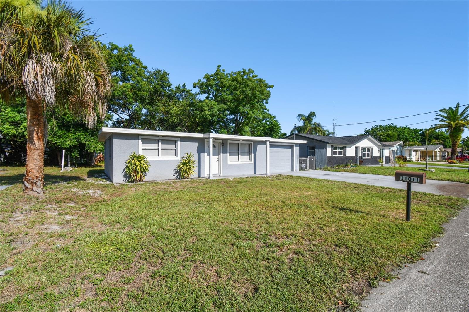 11011 Pickering Lane — photo