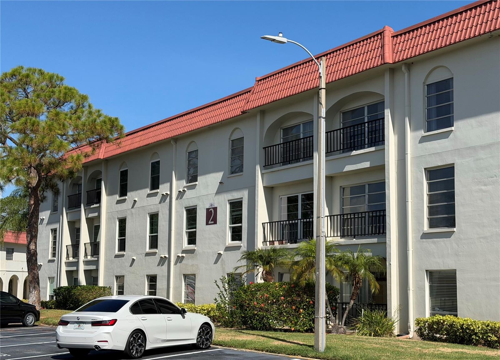 2700 Bayshore Boulevard 2108 — photo