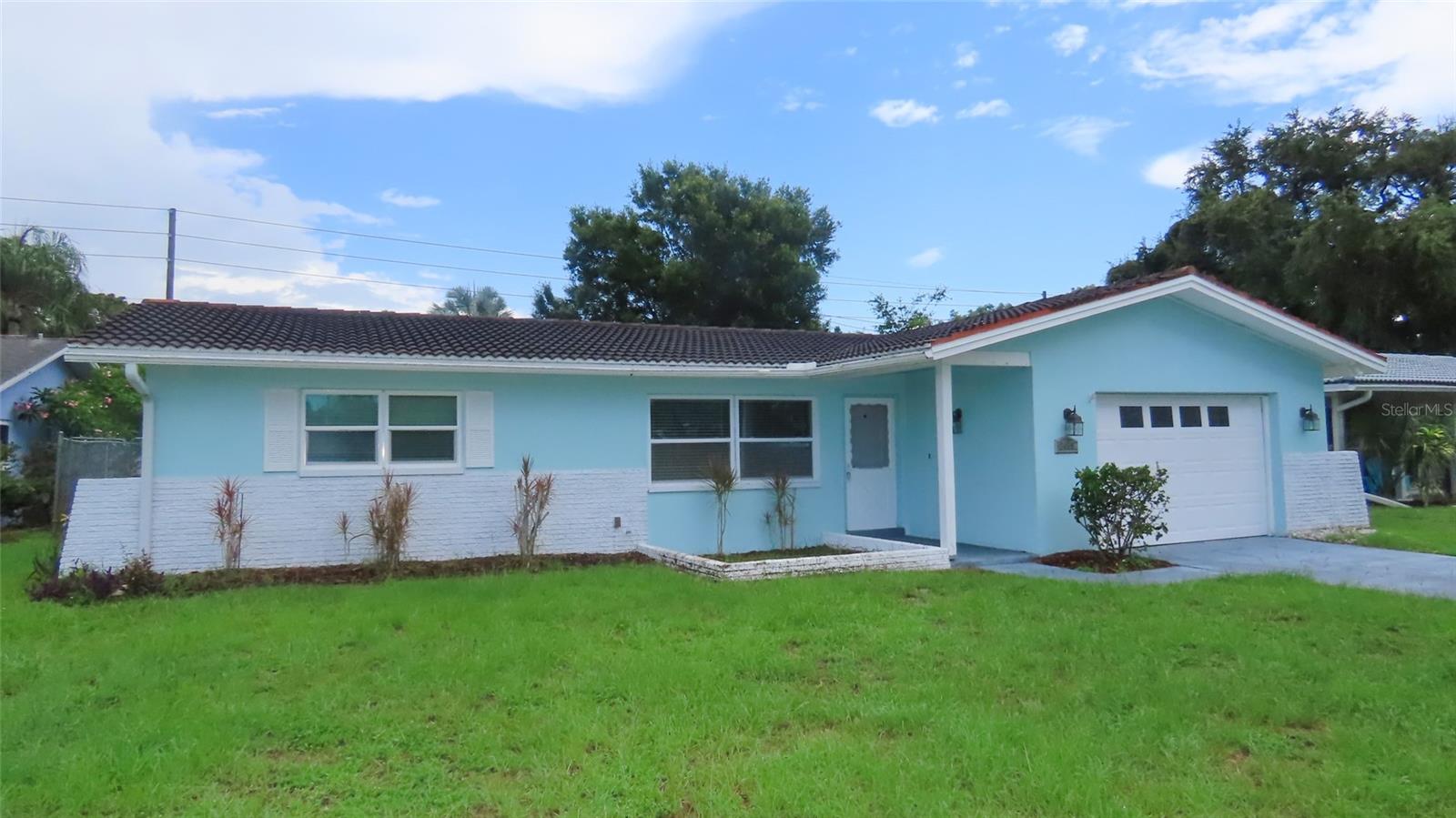 2459 Rutland Lane — photo