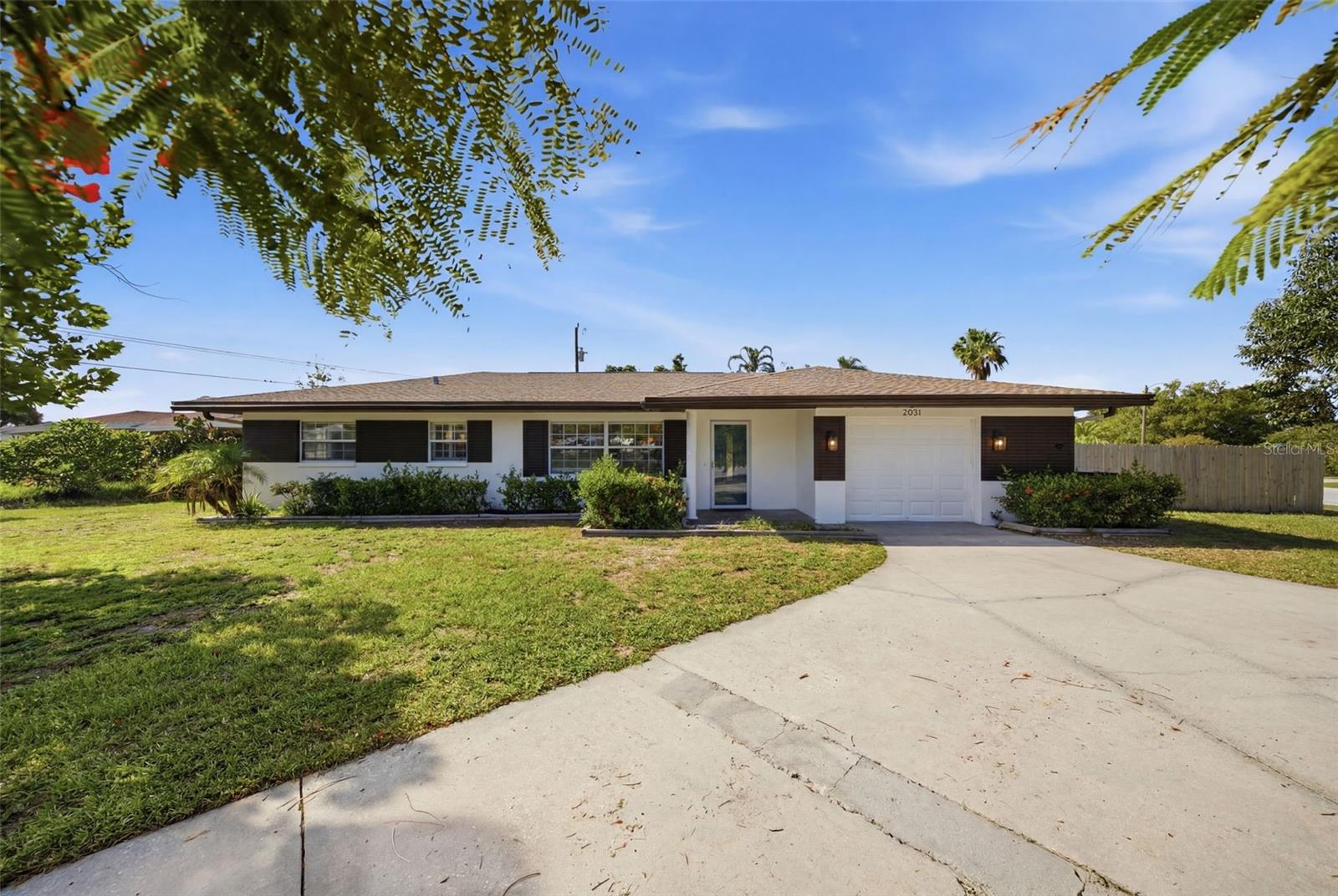 2051 Magnolia Drive — photo