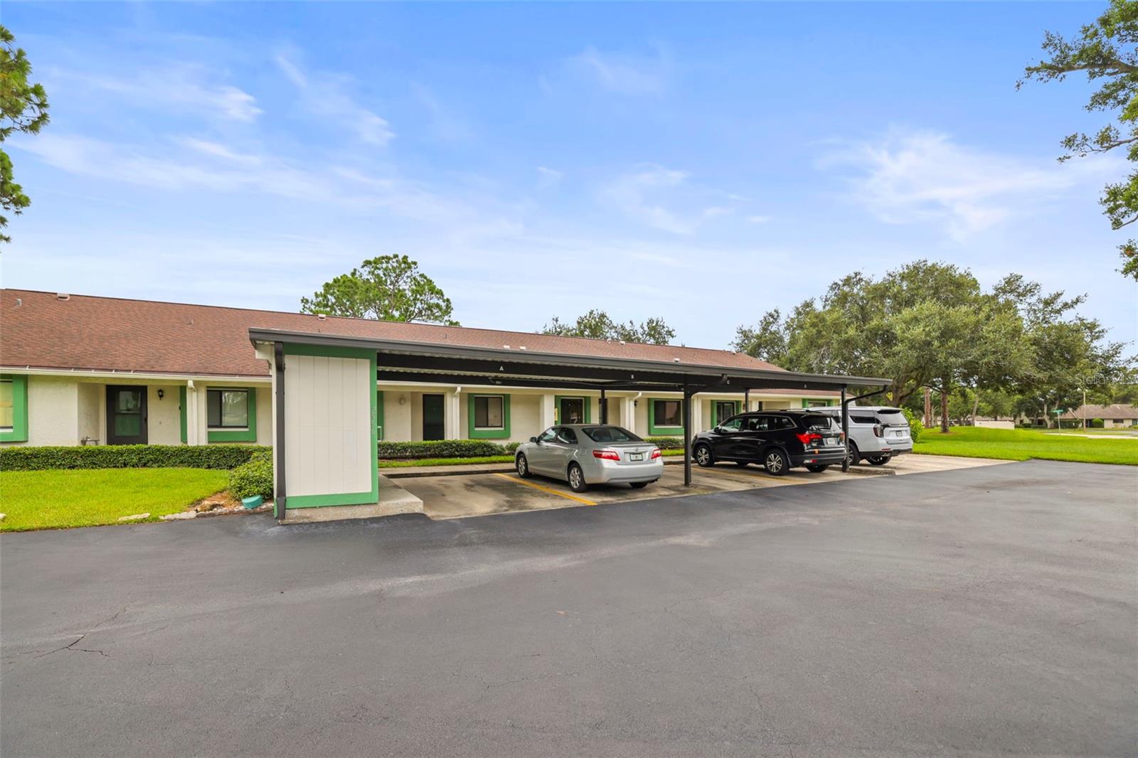 2556 Royal Pines Circle 13-C — photo