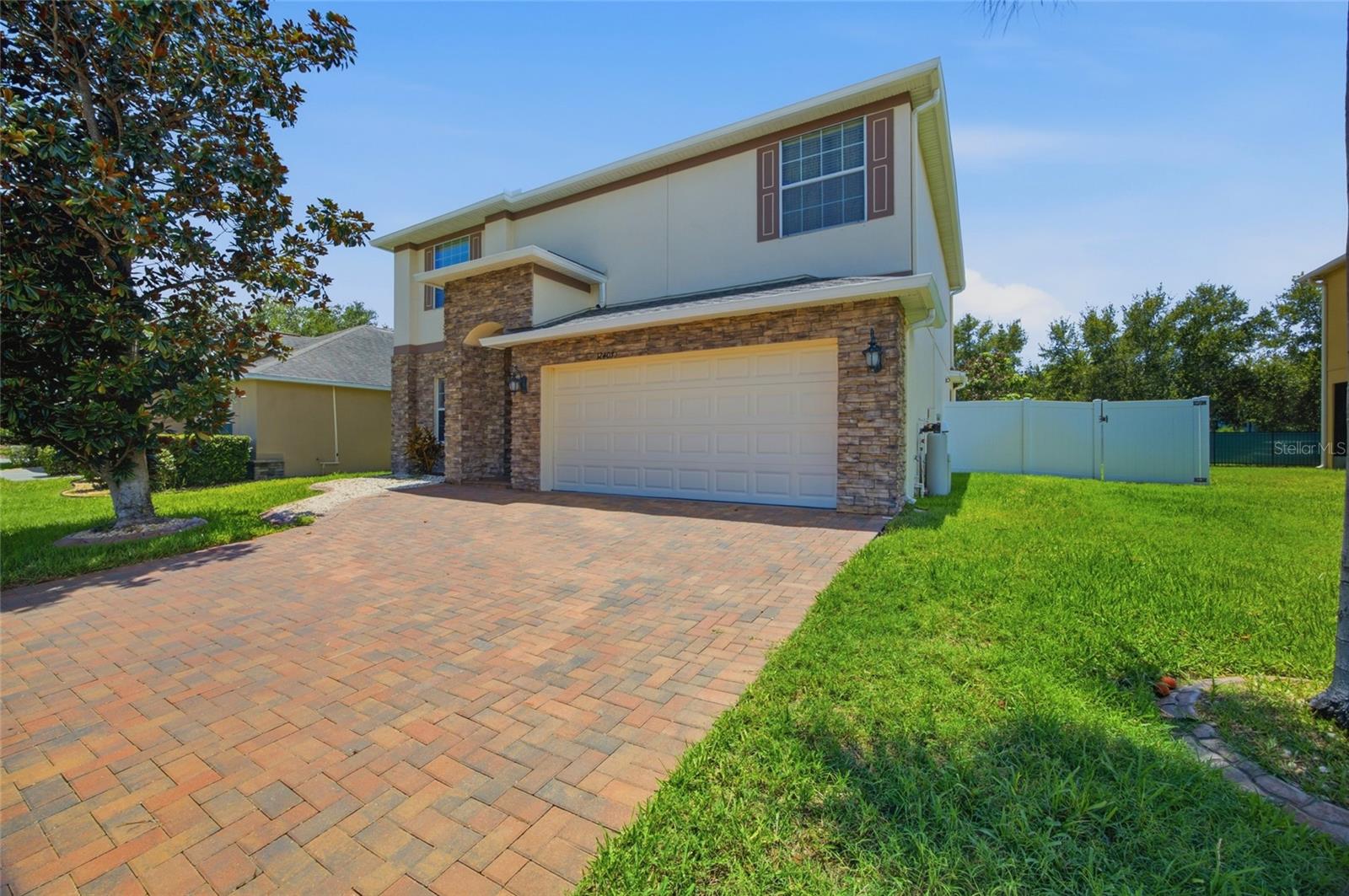 12407 Gilmerton Mist Lane — photo