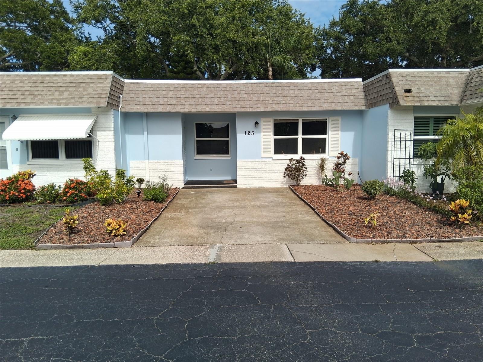 125 Portree Drive — photo