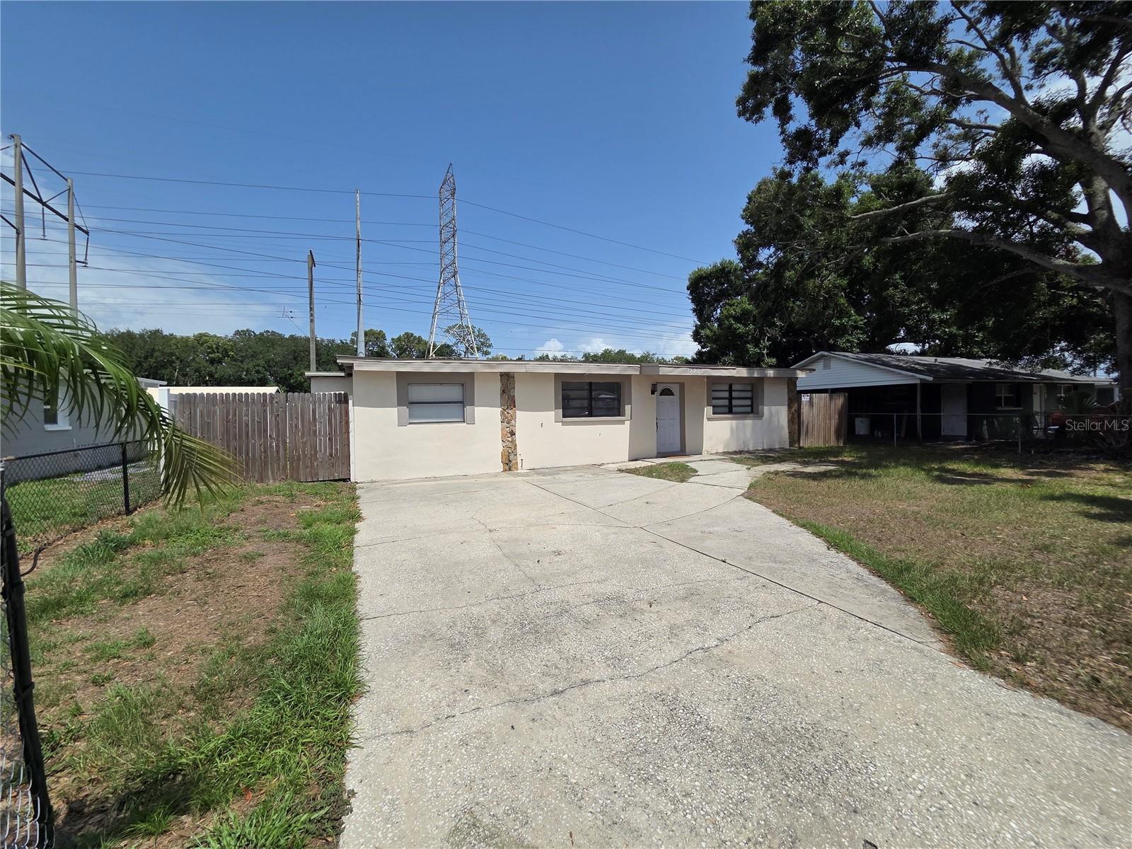 3222 Welborn Way — photo