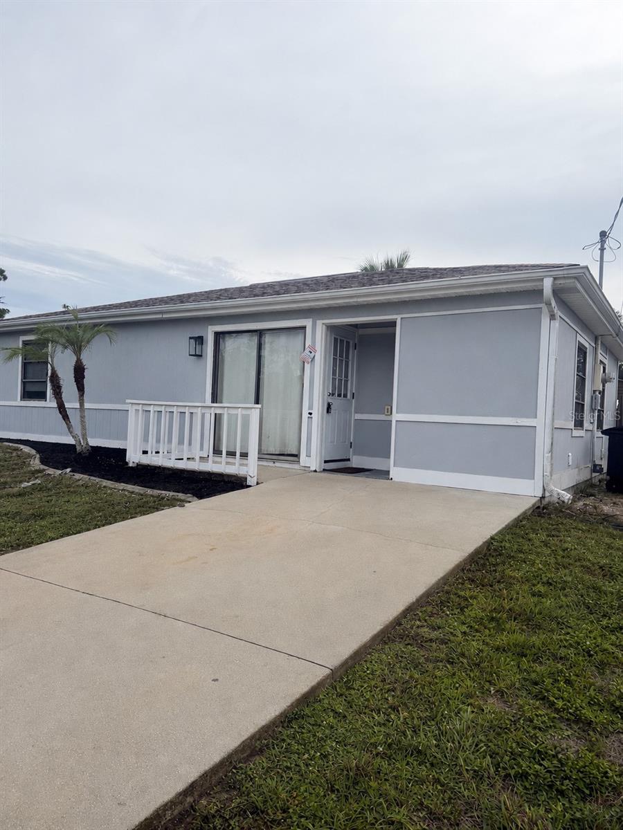 11748 Oceanspray Boulevard — photo