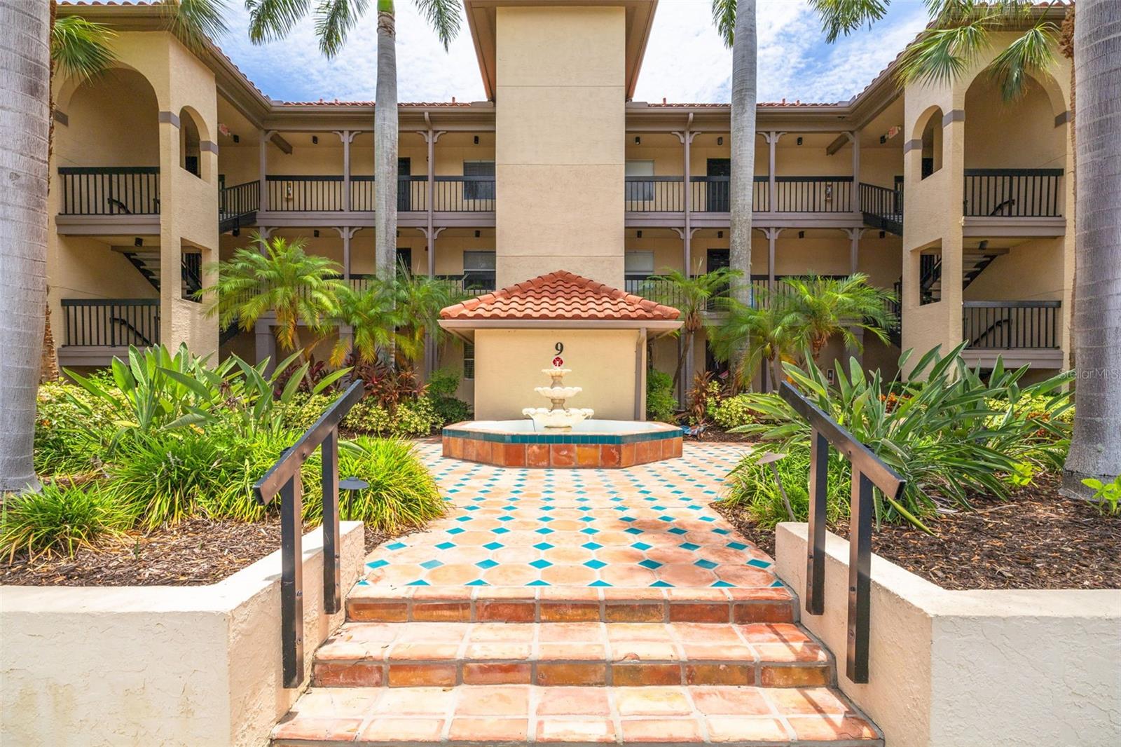 2400 Feather Sound Drive 914 — photo