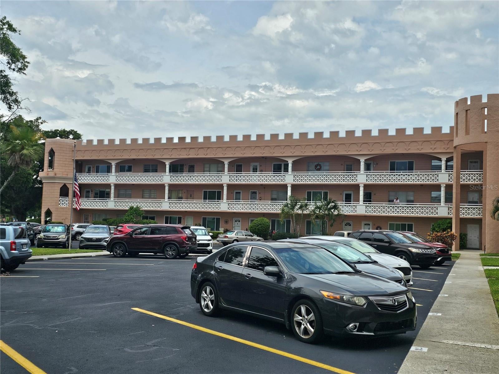 2458 Columbia Drive 66 — photo