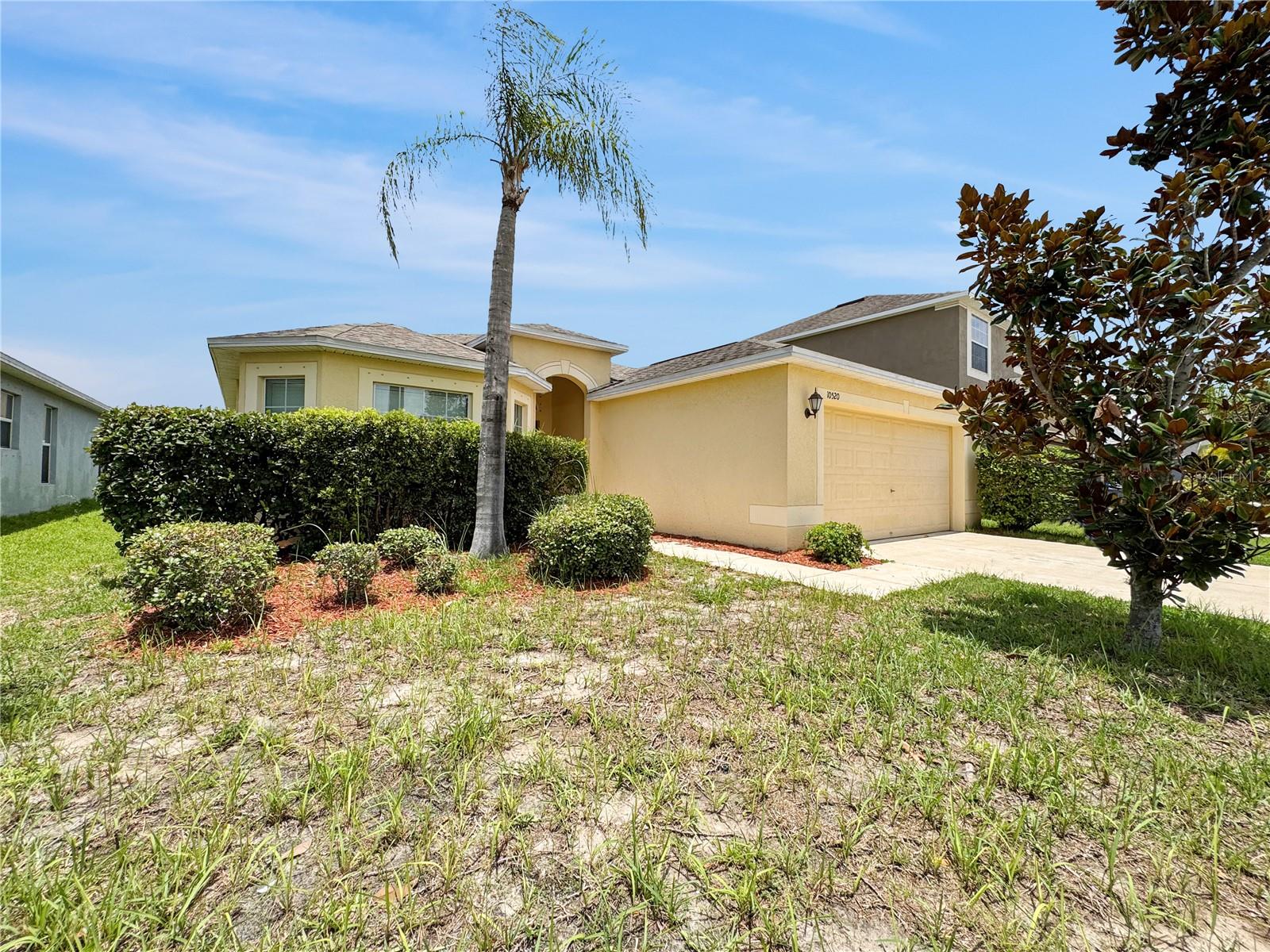 Home in WIMAUMA, FL 33598 — photo 2