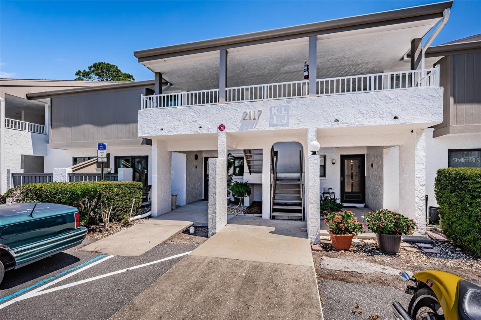 2117 Lakewood Club Drive S 7K — photo