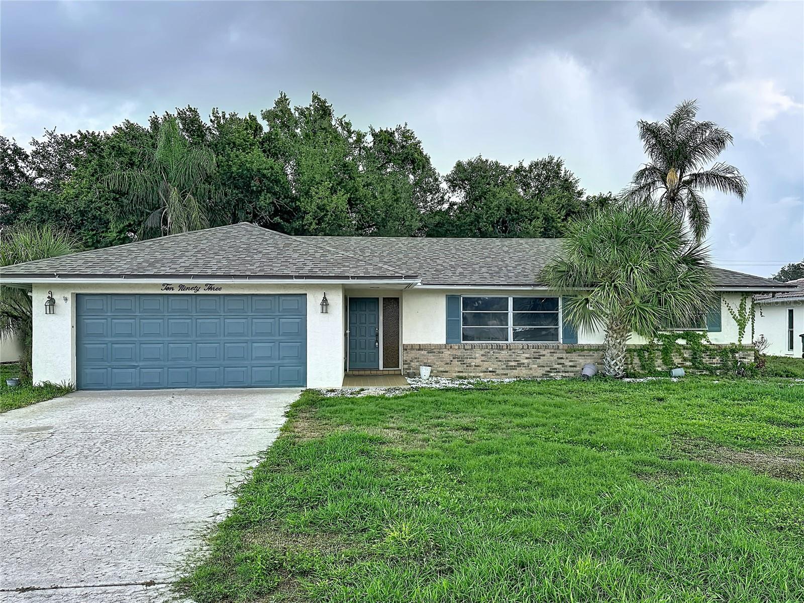 1093 N Cypress Point Drive — photo
