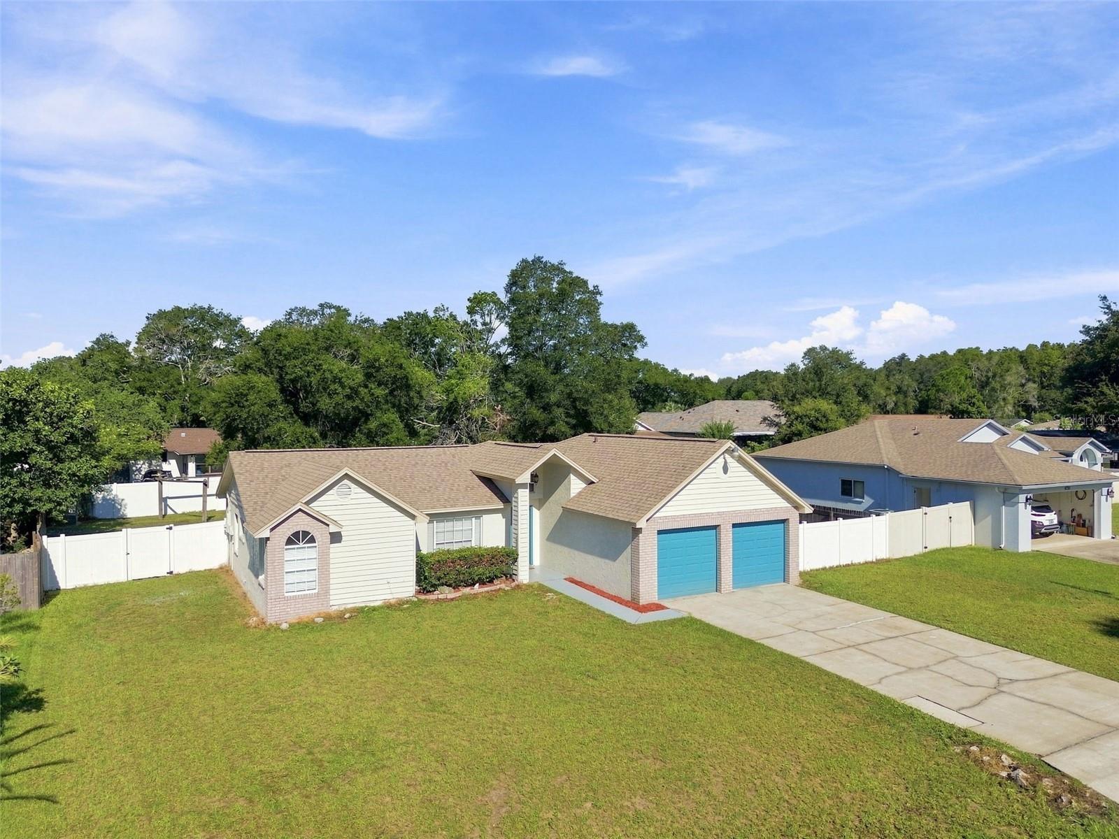 4745 Canterbury Drive — photo