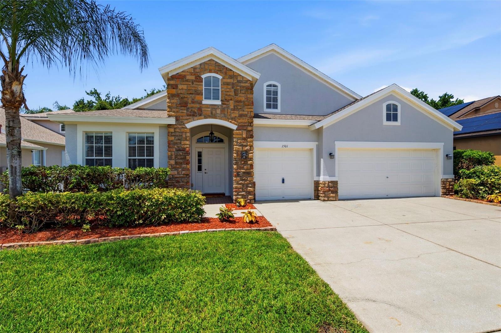 1501 Flatwood Court — photo