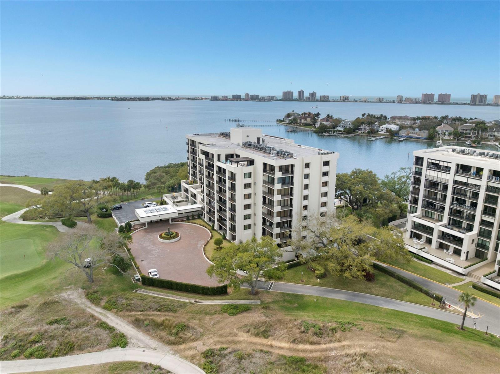 4 Belleview Boulevard 205 — photo