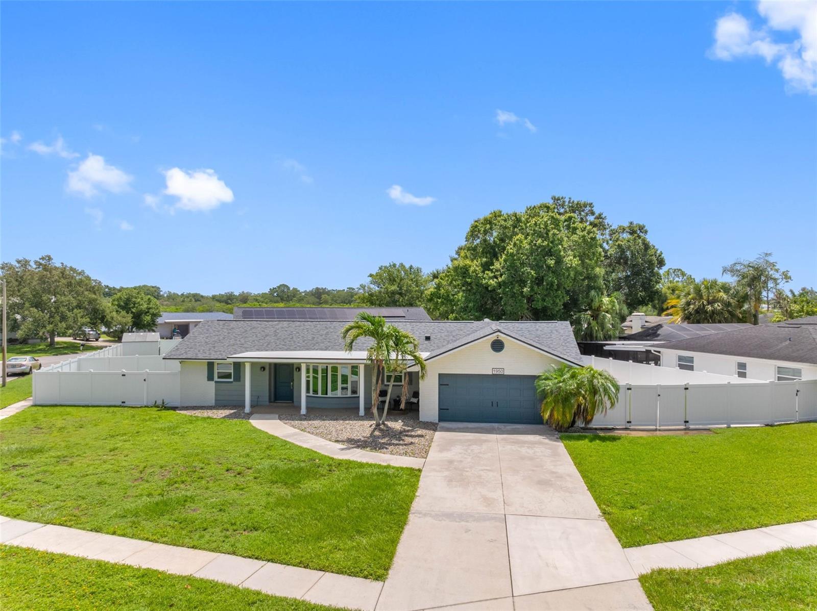 1950 Arvis Circle W — photo