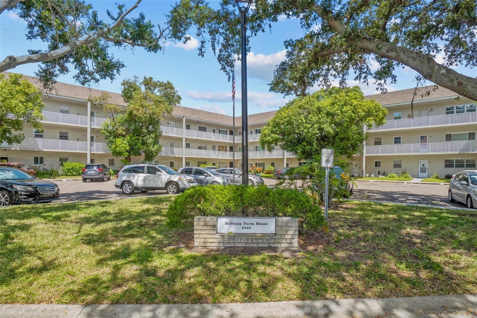 2440 World Parkway Boulevard 52 — photo