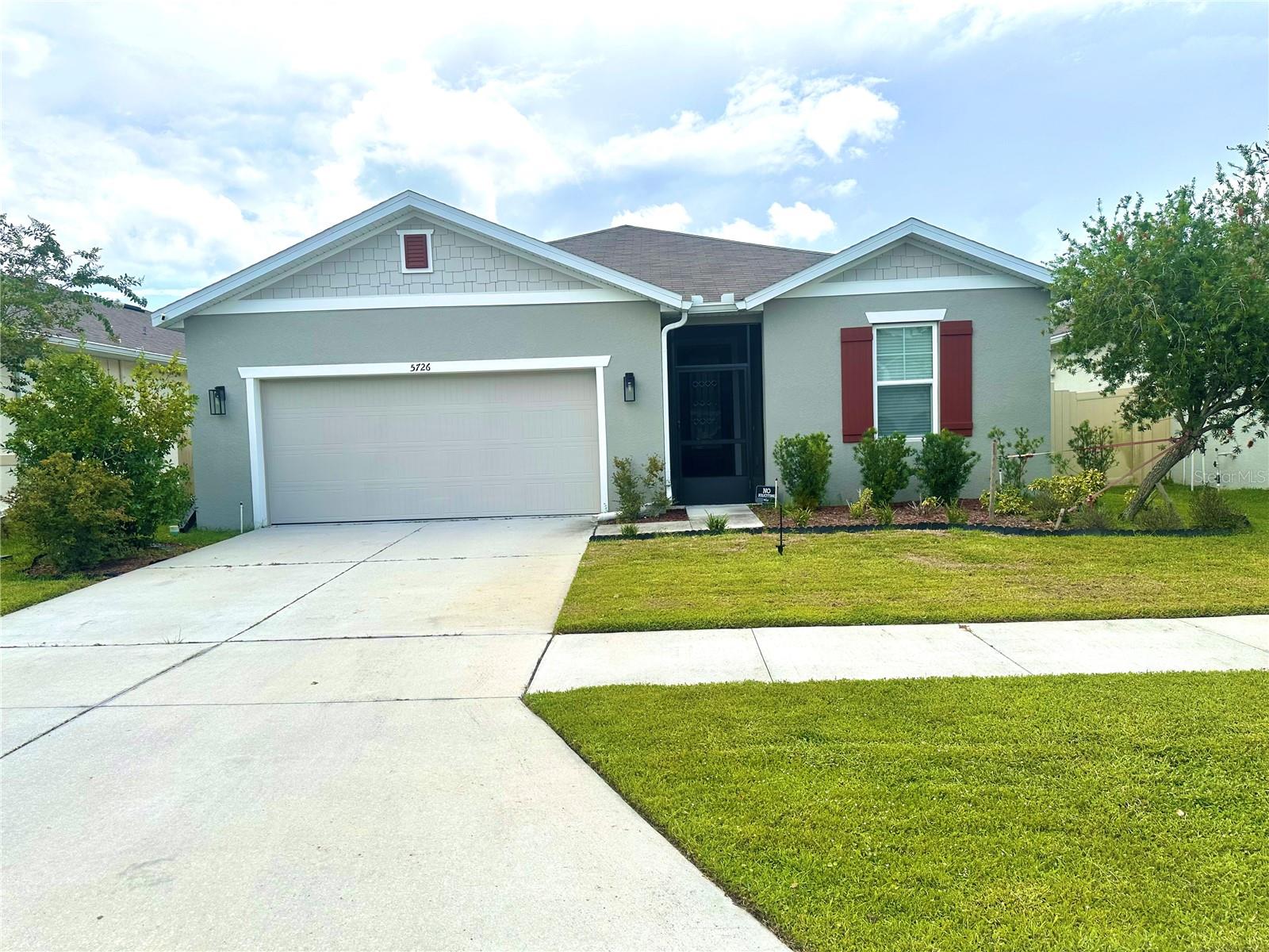 Home in LAKELAND, FL 33811 — photo 2