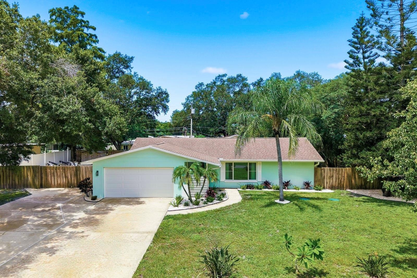 2168 Victoria Drive — photo