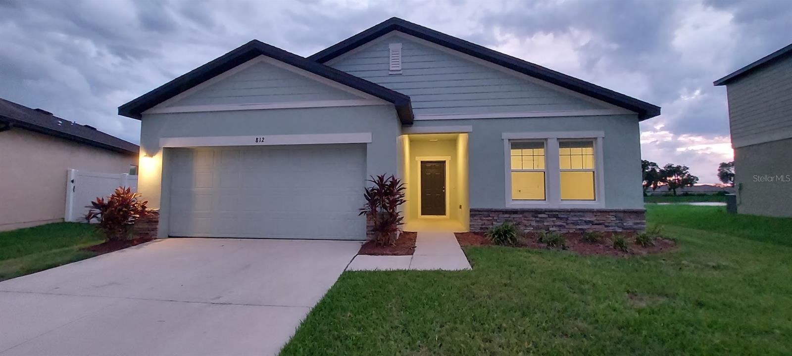 812 Kings Pine Court — photo
