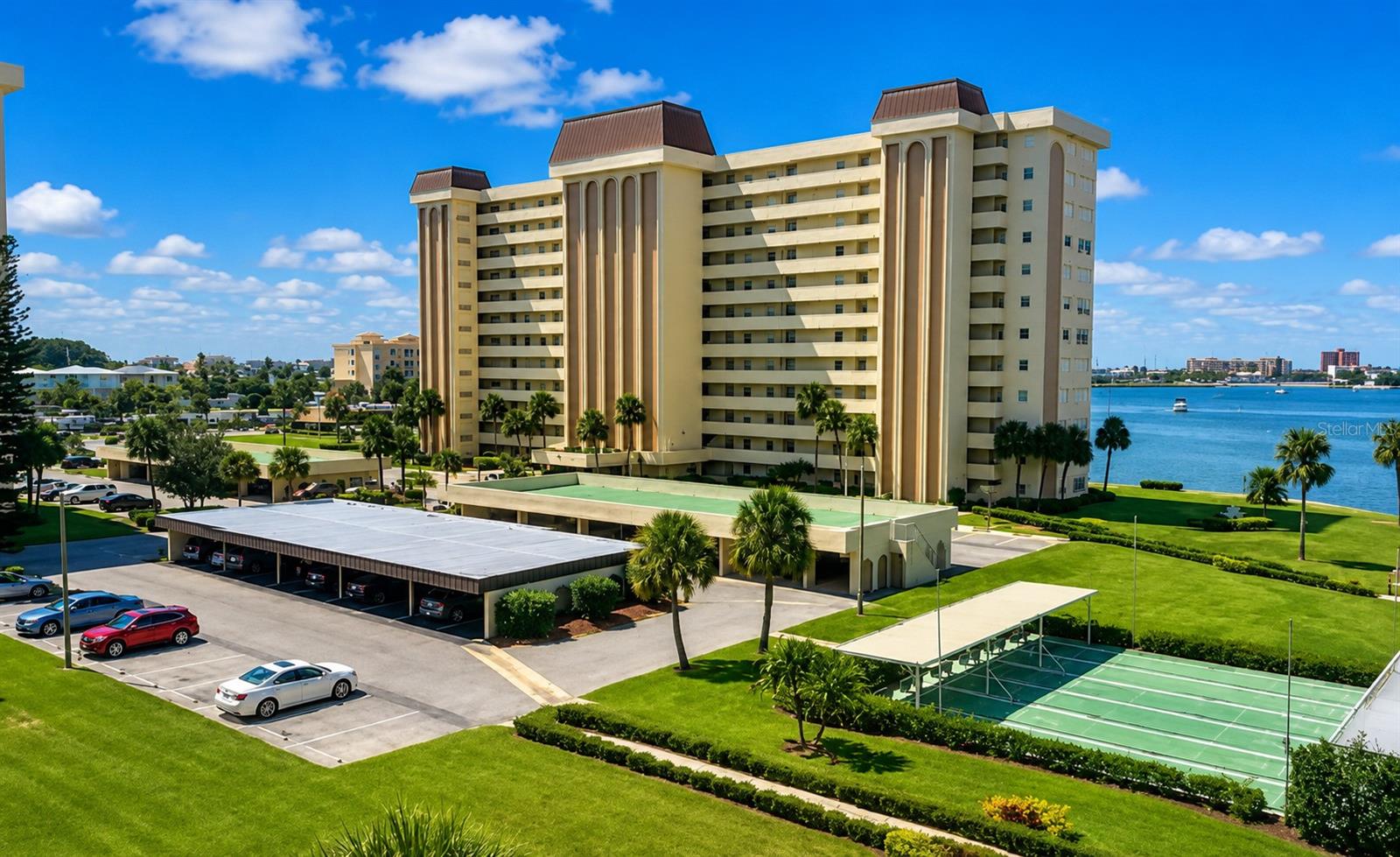 4575 Cove Circle 506 — photo