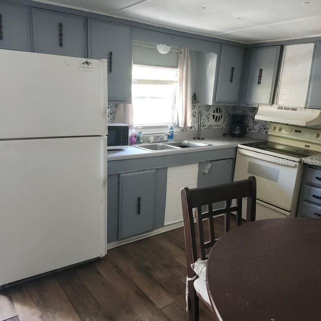 Home in NEW PORT RICHEY, FL 34652 — photo 3